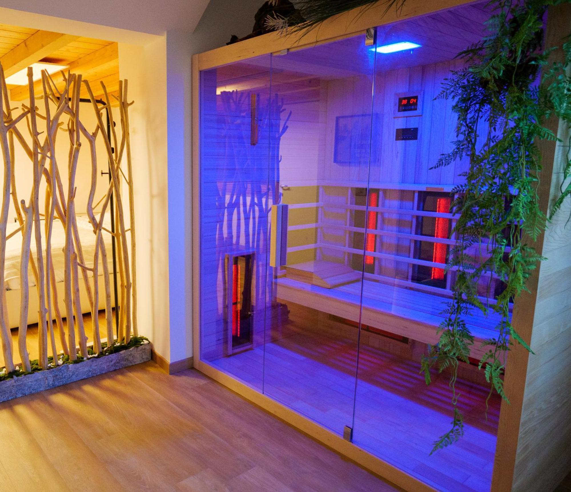 Luxe & Central Haven - Jacuzzi, Sauna, Steam, Private Parking Como Kültér fotó