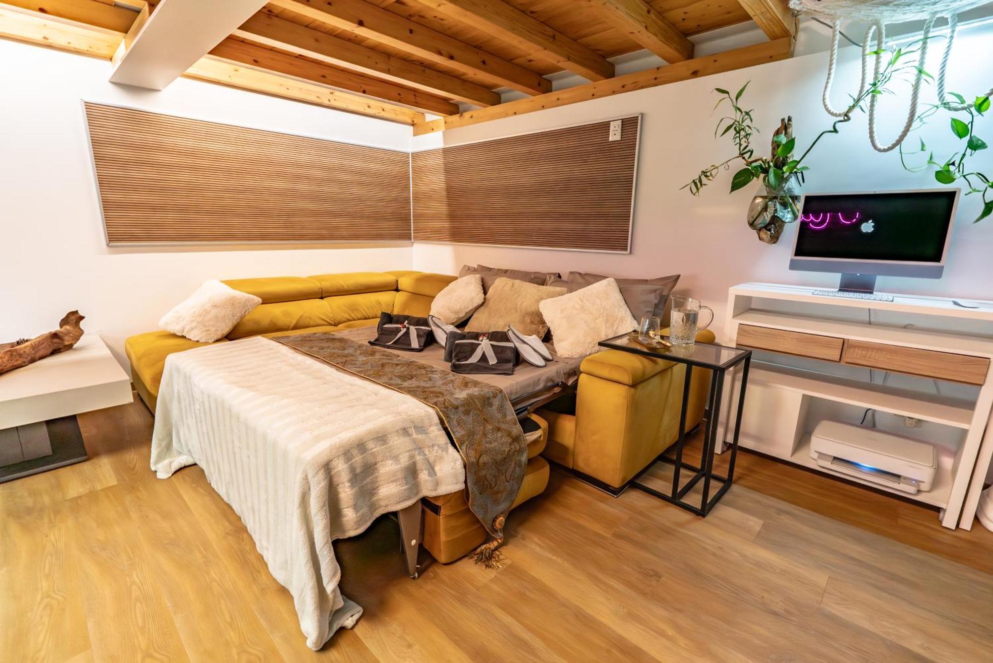 Luxe & Central Haven - Jacuzzi, Sauna, Steam, Private Parking Como Kültér fotó
